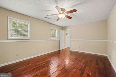 415 Grist Mill Drive E, Acworth, GA 30101 - Photo 4