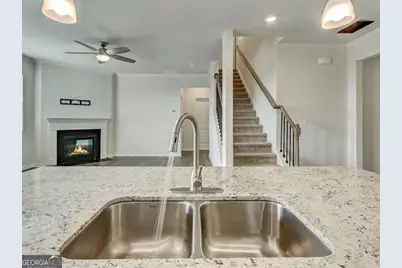 7019 Blackbird Court, Flowery Branch, GA 30542 - Photo 14