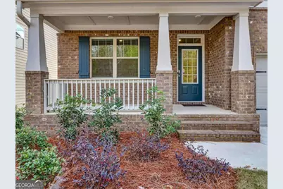 7019 Blackbird Court, Flowery Branch, GA 30542 - Photo 2