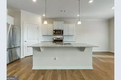 7019 Blackbird Court, Flowery Branch, GA 30542 - Photo 10