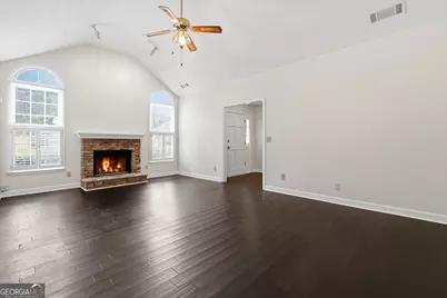 836 Bristol Way, Lithonia, GA 30058 - Photo 4