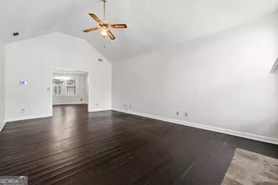 836 Bristol Way, Lithonia, GA 30058 - Photo 6