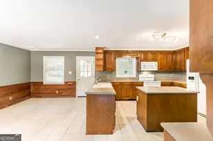 2311 Wesleyan Dr, Macon, GA 31210 - Photo 12