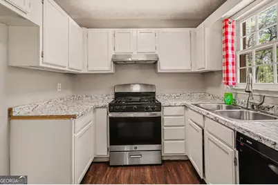 1201 Sid Hunter Road, Senoia, GA 30276 - Photo 8