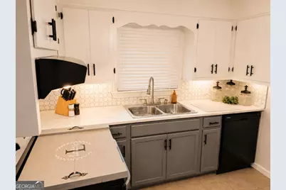 230 N McDonough Road, Griffin, GA 30223 - Photo 6