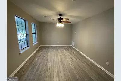4001 Laurie Jo Drive SW, Marietta, GA 30008 - Photo 4