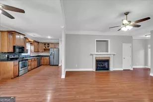 109 Ritz Ln, Perry, GA 31069 - Photo 4