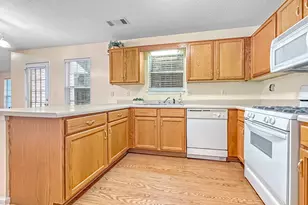 20 Hayward Bishop Ct, Senoia, GA 30276 - Photo 4