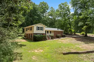 10 Thrushwood Rd NE, Rome, GA 30161 - Photo 1