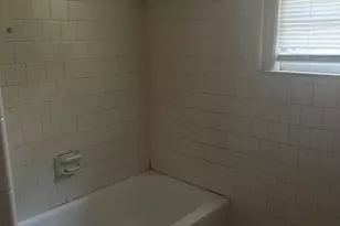 2108 E 60th St, Savannah, GA 31404 - Photo 16