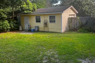 2108 E 60th St, Savannah, GA 31404 - Photo 4