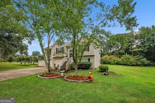 401 Nicole Ct, Winder, GA 30680 - Photo 2