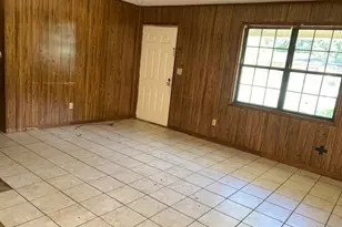 119 W Garner St, Dublin, GA 31021 - Photo 2