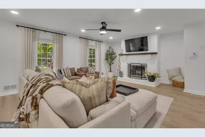 25 Eastwood Drive, Newnan, GA 30265 - Photo 14