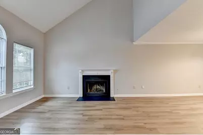 2115 Glynmoore Drive, Lawrenceville, GA 30043 - Photo 4