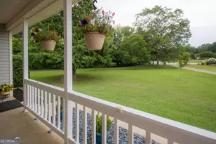 162 Price Dr W, Locust Grove, GA 30248 - Photo 8