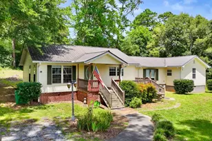 77 York Dr NE, Plainville, GA 30733 - Photo 4