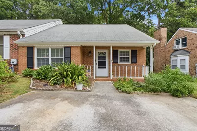 320 Williamsburg Way, Fayetteville, GA 30214 - Photo 1