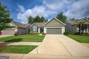 223 Nuttall Dr, Griffin, GA 30223 - Photo 2