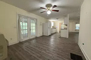 159 Cypress Lake Dr, Statesboro, GA 30458 - Photo 10