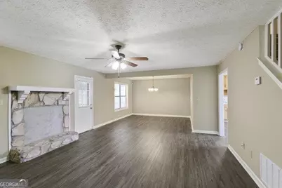 114 Oak Circle S, Stockbridge, GA 30281 - Photo 4
