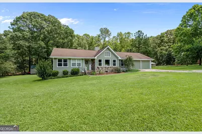 135 Russell Lane, Carrollton, GA 30116 - Photo 2