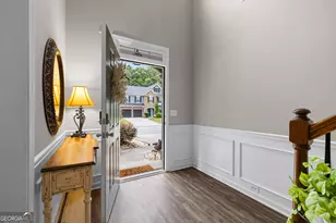 77 Lakeshore Pkwy, Newnan, GA 30263 - Photo 2