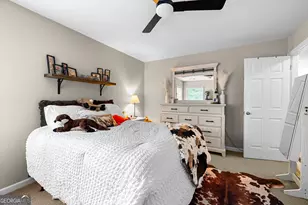 77 Lakeshore Pkwy, Newnan, GA 30263 - Photo 32