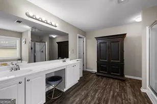 77 Lakeshore Pkwy, Newnan, GA 30263 - Photo 24