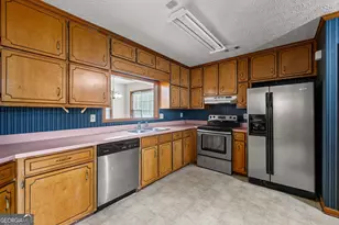 180 Monmouth Dr, Fayetteville, GA 30214 - Photo 28
