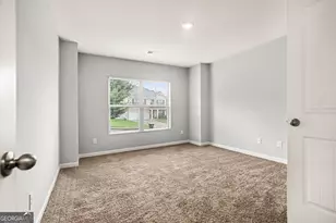 399 Toronto Cir, Hampton, GA 30228 - Photo 14