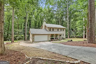 195 Oak St, Fayetteville, GA 30215 - Photo 2
