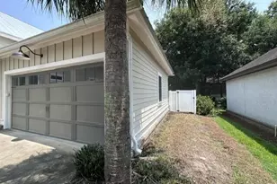 180 Township Bluff Circle, Saint Simons, GA 31522 - Photo 2