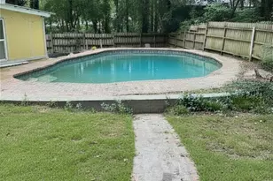 1802 Springdale Rd, Dublin, GA 31021 - Photo 12