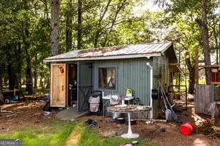 516 Cambridge Way, Loganville, GA 30052 - Photo 4
