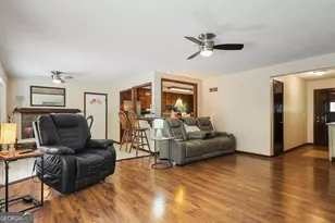 110 Drennan Dr, Fayetteville, GA 30215 - Photo 4