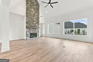 325 Ruffian Circle, Peachtree City, GA 30269 - Photo 8
