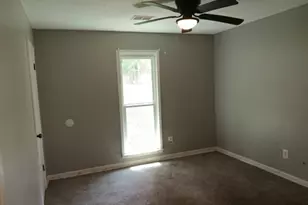 1015 Salisbury Trail, Riverdale, GA 30296 - Photo 6