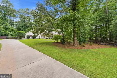 175 Old Mill Point, Fayetteville, GA 30214 - Photo 2