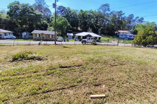 128 Fourth St, Hardwick, GA 31034 - Photo 2