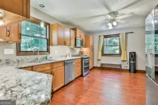 210 Scott Blvd, Tyrone, GA 30290 - Photo 16