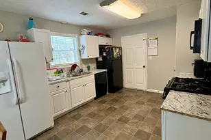 7651 Antebellum Ln, Riverdale, GA 30274 - Photo 8