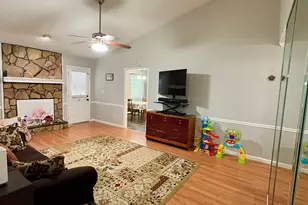 7651 Antebellum Ln, Riverdale, GA 30274 - Photo 6