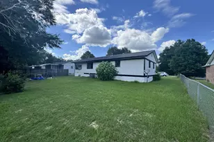 635 Majestic Ln, Montezuma, GA 31063 - Photo 2