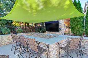 1970 Peachford Rd, Dunwoody, GA 30338 - Photo 10