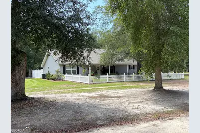 325 Creekview Drive, Hortense, GA 31543 - Photo 2