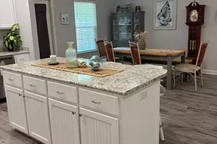 325 Creekview Dr, Hortense, GA 31543 - Photo 14