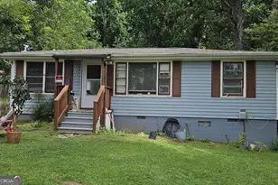117 Lake Dr, Griffin, GA 30223 - Photo 2