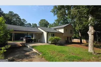 912 SE Curry Circle, Conyers, GA 30094 - Photo 2