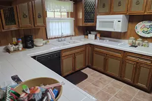 400 W Willow Lake Dr, Metter, GA 30439 - Photo 8